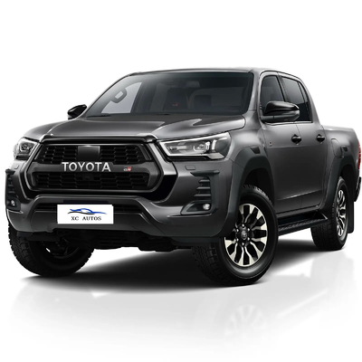 4X4ピックアップトラック マルチリンクの後ろサスペンションとLEDヘッドライト付きの中古トヨタヒラックス