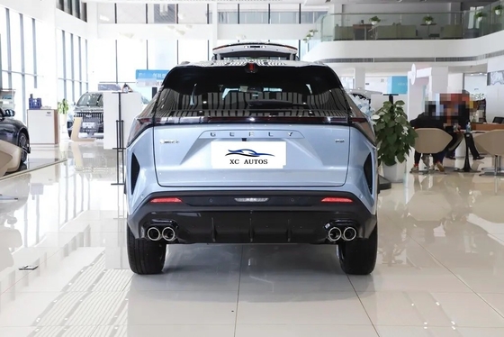 電気運転席調整 2024 ジーリーボーイ クール 中国の5人乗りのガソリンカー