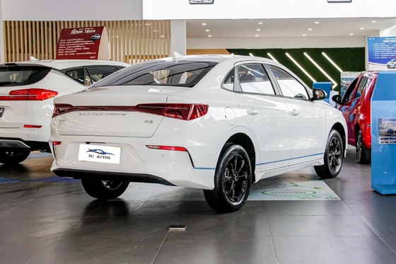 左ステアリング エネルギーSUV BYD E2 高級EV 電動駐車ブレーキ 中国電動SUV