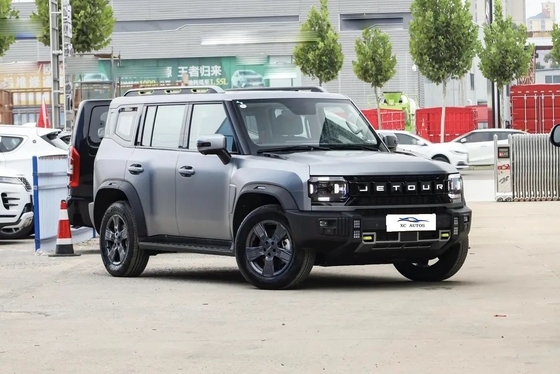 ジェットゥール トラベラー 5 席SUV 1.5t 高級電気自動車 ABS はい 後ろ懸垂 マルチリンク