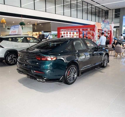 ジーリー プレファイス シングルー 2.0T AMT 高級 コンパクト 自動車 ガソリンエンジン 自動ギアボックス 左方向モーター 2.0T