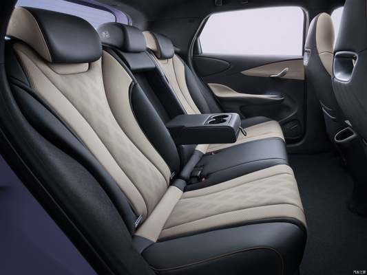 BYD ドルフィン EV カー ハッチバック 4125*1770-1570 L*W*H mm 前盤 後盤盤ブレーキシステム