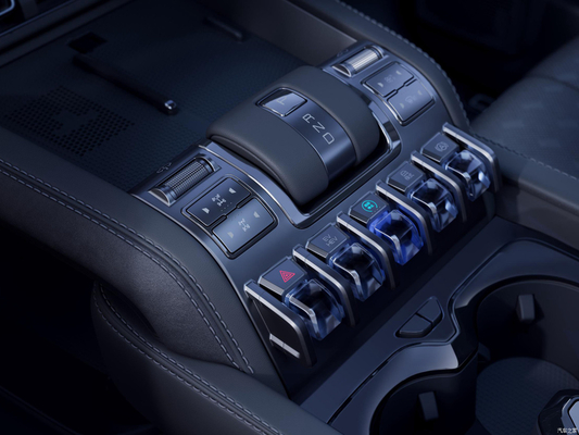 豪華品 BYD ファンチェンバオ 5 ハイブリッドカー EV SUV オフロード 車両 R18 タイヤサイズ