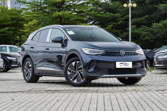 フォルクスワーゲン ID4 CROZZ PURE SUV 電気自動車で未来に挨拶