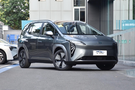 GAC AION Y セダン EVカー タッチスクリーンと電気駐車ブレーキの電気自動車