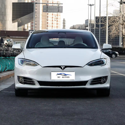 テスラモデルSとモデルY2024 電動コピロットの座席調節機能を持つ電気自動車