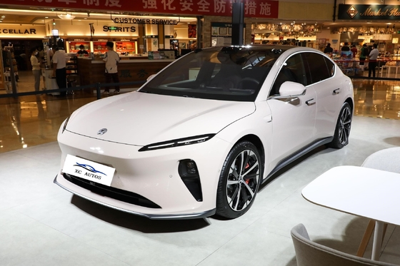 複数のリンクのバックサスペンション NIO ET5 セダン 2024 ウェイライ電気自動車