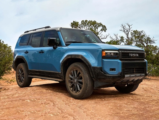 2024 トヨタ・プラド SUV 自動車 アクセサリー 自動トランスミッションのガソリンエンジン