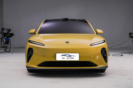 複数のリンクのバックサスペンション NIO ET5 セダン 2024 ウェイライ電気自動車