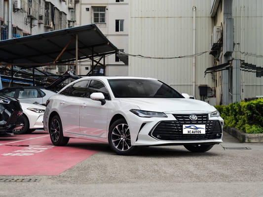 トヨタ・アバロン 高級車 6つのエアバッグと低走行距離 1-25000マイル 最高状態
