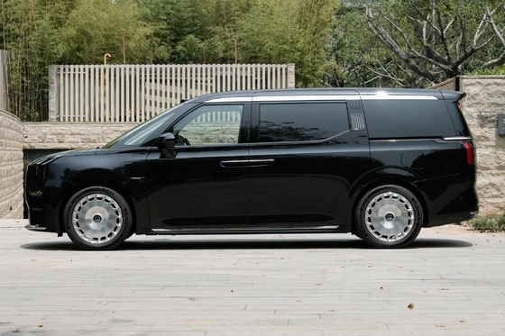 2024 Zeekr ジーリー Zeekr 009 電気自動車 EV 放射線範囲 MPV 5ドア 4座 AWD 車