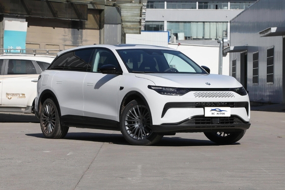 2023年 Leapmotor C11 電気SUV ドライバーの座席調整機能と最大速度170km