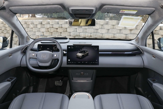 ジーリーゼークX 電動車EV カー コンパクトSUV 656km CTLC 純電動 クルージングレンジ