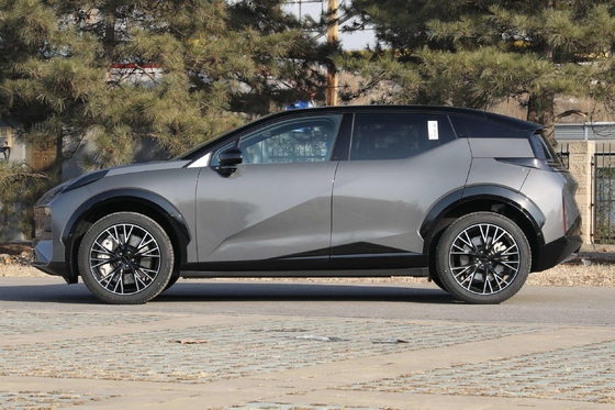 ジーリーゼークX 電動車EV カー コンパクトSUV 656km CTLC 純電動 クルージングレンジ