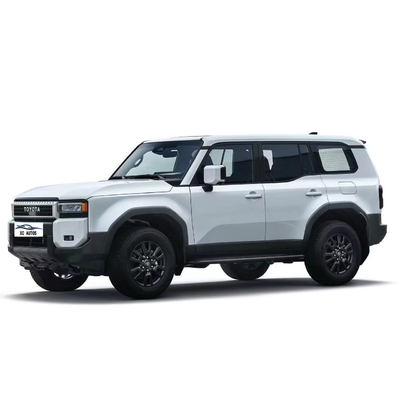 2024 トヨタ・プラド ハイブリッド 左方向 ドバイ 中古車