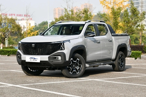 REEV チェンガン ハンター 2024 キャバリア デュアルモーター 4WD 電動ステアリング 中型ピックアップ