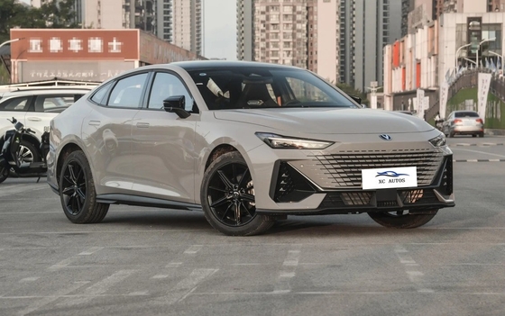 タッチスクリーン はい CHANGAN UNI-V エクサルトバージョン 1.5T 188hp L4 5ドア 5座ヘッチバック