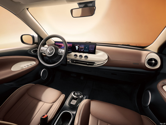 Wuling Bingo EVカー ハッチバック 電気運転席調整 R15 タイヤサイズ