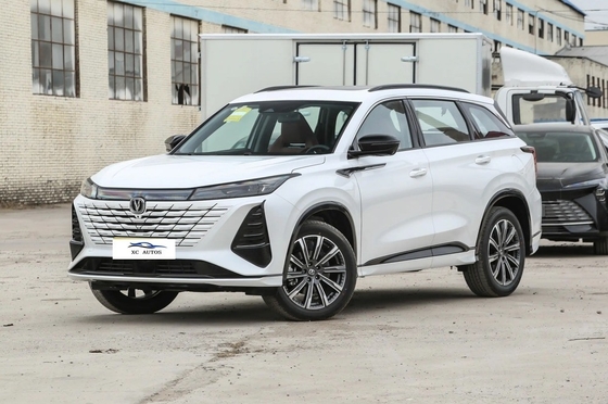 SUV 2024 3rd Gen. チャンピオン 編集 2.0T 自動インテリジェント運転エンジン Ver. 2.0T 233hp L4 CHANGAN CS75 PLUS  benzin