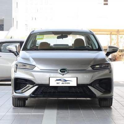 皮の座席 前ドラム 後ドラムブレーキ付きの電動車