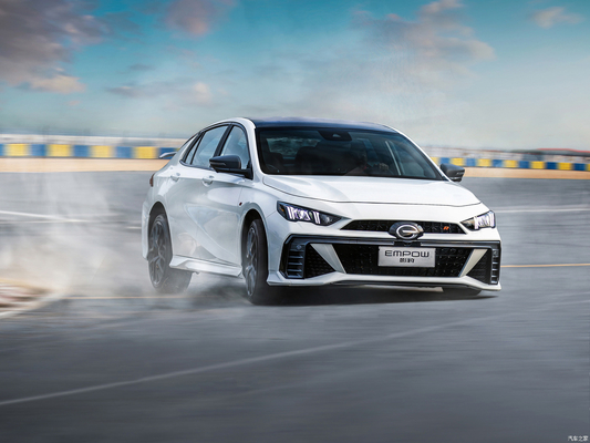 トランプチ エムポウ 1.5t セダン 電気ステアリングシステム 200-250PSの最大パワー
