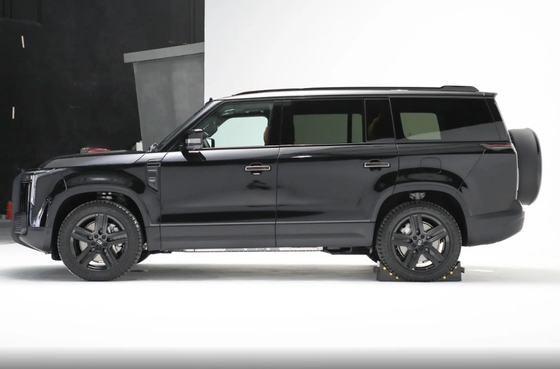 中型SUV 双エンジンの4WD電動車 4シリンダーとシングルスピードギアボックス