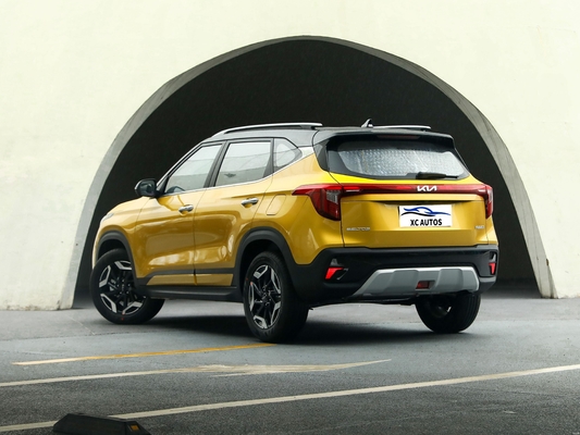 キア・セルトス 2023 SUV 7速の湿式デュアルクラッチギアボックスとトルションビーム後部懸垂