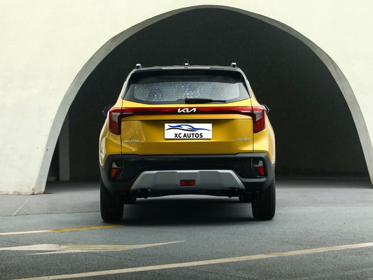 キア・セルトス 2023 SUV 7速の湿式デュアルクラッチギアボックスとトルションビーム後部懸垂