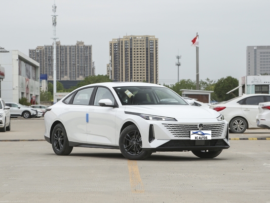 2023年 チャンガン・イダ Gdi Dct フラグシップモデル 5席セダン 1.5T エンジンとLEDカメラ