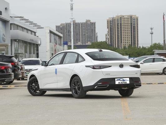 2023年 チャンガン・イダ Gdi Dct フラグシップモデル 5席セダン 1.5T エンジンとLEDカメラ