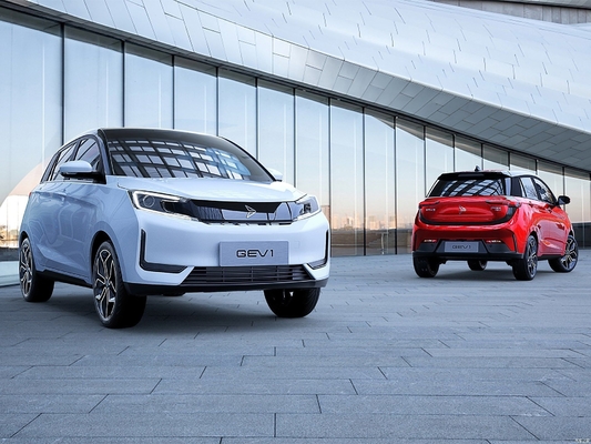 Xinte 2020 Qi Neng GEV 1 Euro VI 305KM 5ドア 4人乗りハッチバック