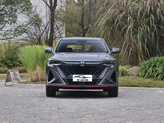 豪華 2024 チャンガンオチャンX5 PLUS 1.5T DCT 優れたモデル 5 席 ガソリン車