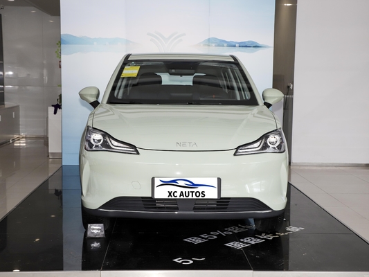 2023 Neta V Rhd Cars EV SUV マクフェルソンフロントサスペンション付きの広場と5席