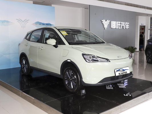2023 Neta V Rhd Cars EV SUV マクフェルソンフロントサスペンション付きの広場と5席