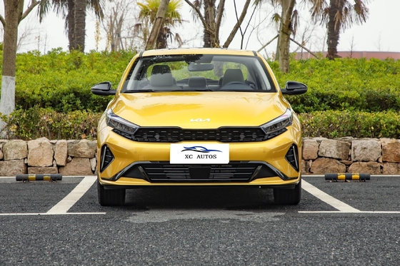 2024 輸入 KIA K3 セダン 車 360° 後部カメラ 高速ガスと革のシート素材