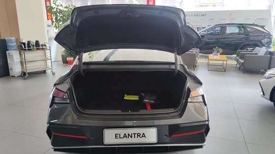 レーダー式 Hyundai Elantra 2024 電気ステアリングシステムとL*W*H mm 4720*1810*1415
