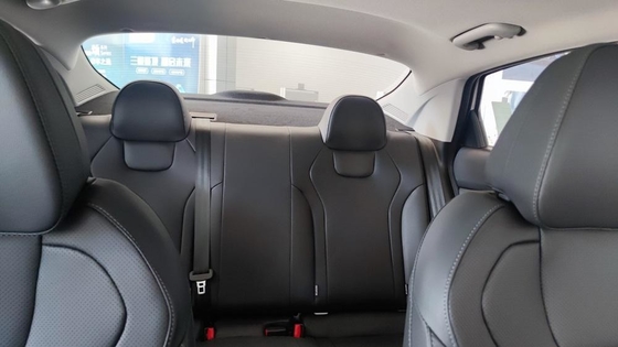 レーダー式 Hyundai Elantra 2024 電気ステアリングシステムとL*W*H mm 4720*1810*1415