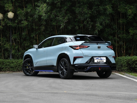 チャンガン UNI-T 1.5T Awd ガソリンSUV LEDヘッドライトとホイールベース 2500-3000mm