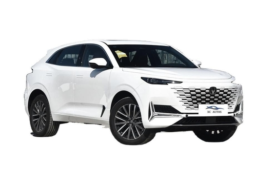 2023年 チャンガン UNI-K ハイブリッド SUV パノラマ式太陽屋根とガソリンマニュアル