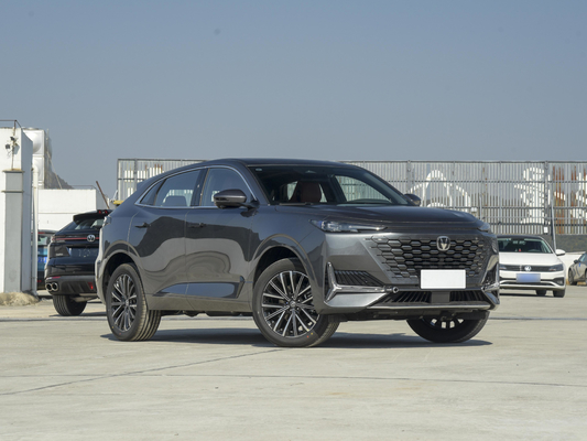 チャンガン・ユニ-K 2.0T ガソリンSUV 2024 電動運転席調整とLEDヘッドライト