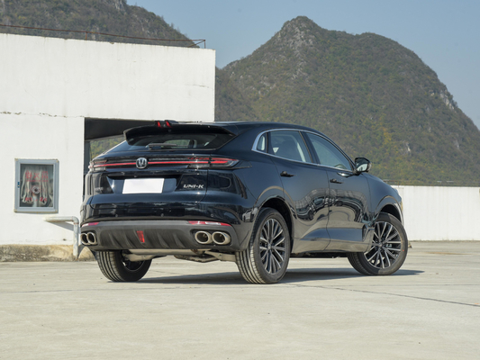 チャンガン・ユニ-K 2.0T ガソリンSUV 2024 電動運転席調整とLEDヘッドライト