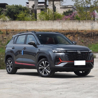 電気ステアリングシステムとディーゼルエンジンのマウント付きの 2023 チャンガン CS35 Plus SUV