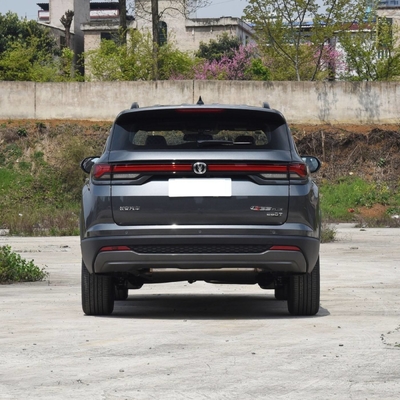 電気ステアリングシステムとディーゼルエンジンのマウント付きの 2023 チャンガン CS35 Plus SUV