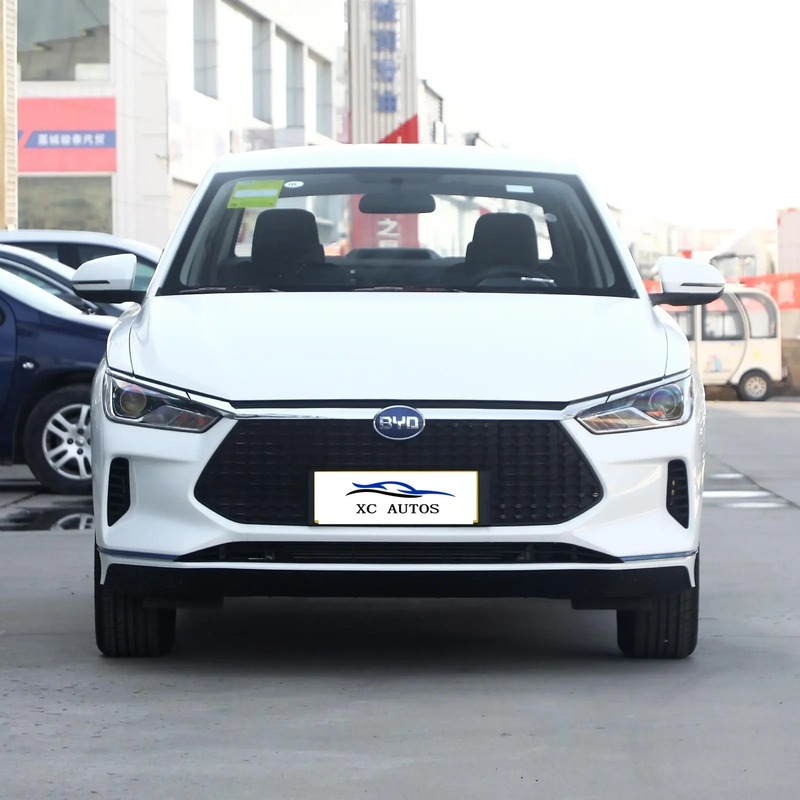 左ステアリング エネルギーSUV BYD E2 高級EV 電動駐車ブレーキ 中国電動SUV