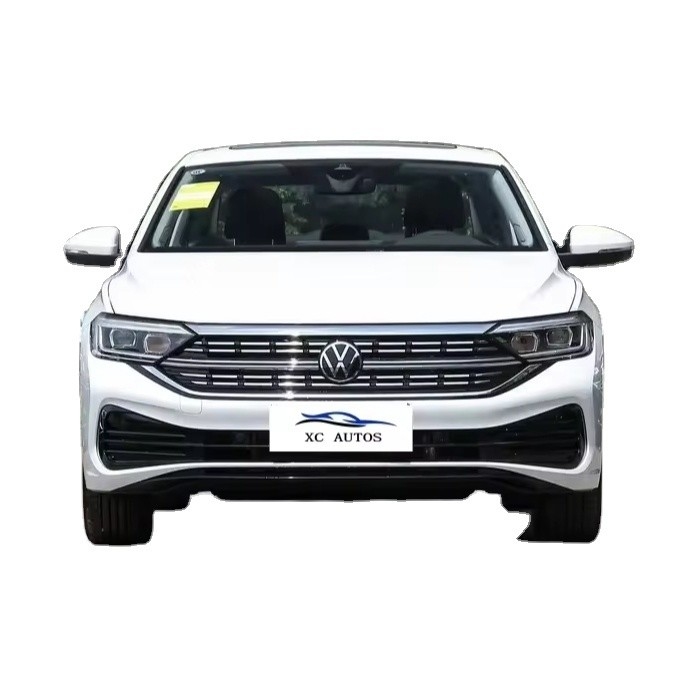フォルクスワーゲン・サギター 常用燃料のガソリン車 4ドア5座車体構造