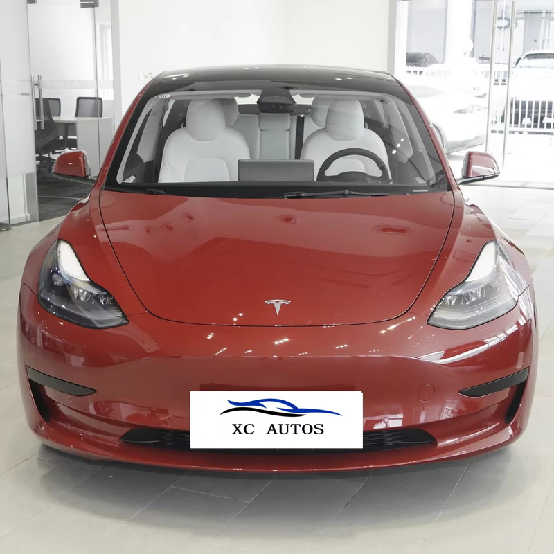 成人テスラモデル3 - 最大トルク200~300Nmと電気駐車ブレーキのEVカー