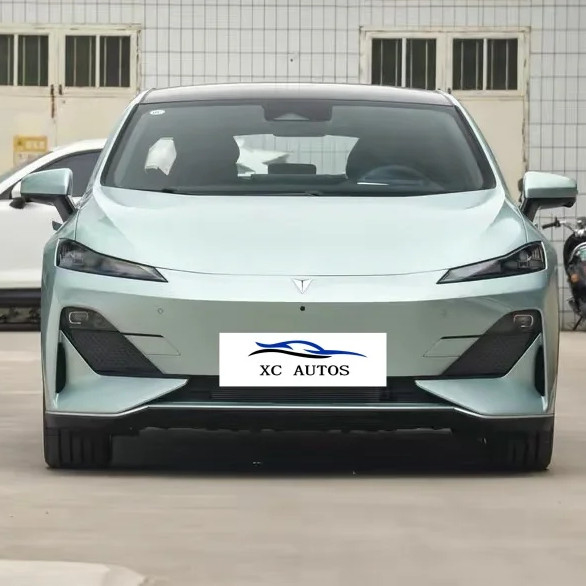 チェンガンSL03 シェンラン セダン 深青 5人座 5ドア レザー シート 大人のためのガソリン車
