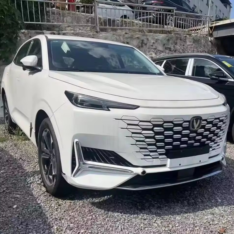 2023 チャンガン SUV CS75 Plus 5 席 SUV 電気ステアリングシステム付きガソリンカー